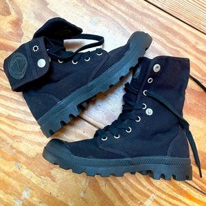 BRAND NEW Palladium Canvas “Baggy” Boot

*never been worn!*

Vegan
